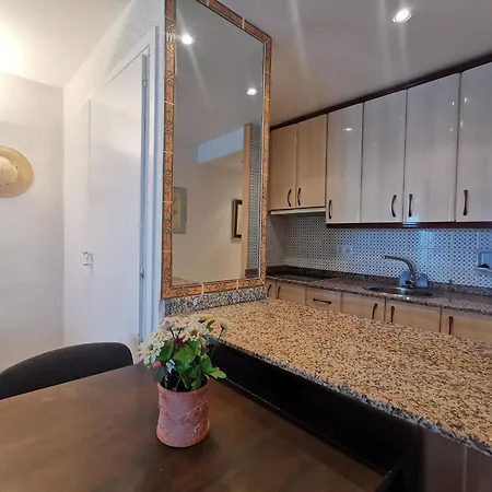 Avec Terrasse Et Vue Sur La En Costa Brava Apartament